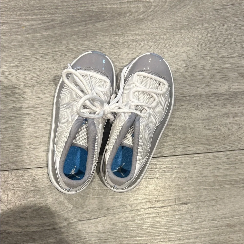 NWOT Nike Kids Air Jordan Retro 11 Low - Grey and White with Ice Blue Sole